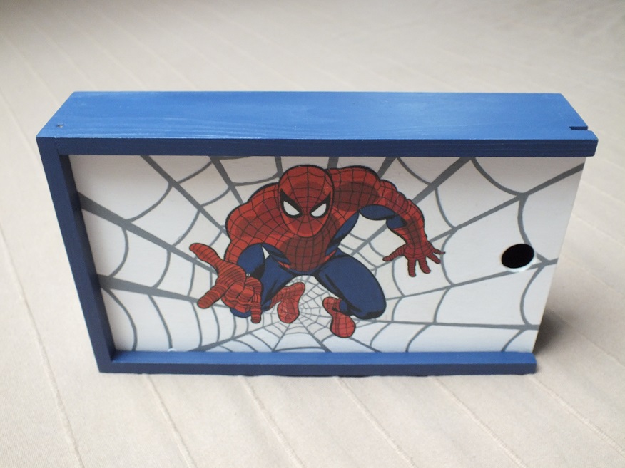 pudełko na kredki spiderman 3